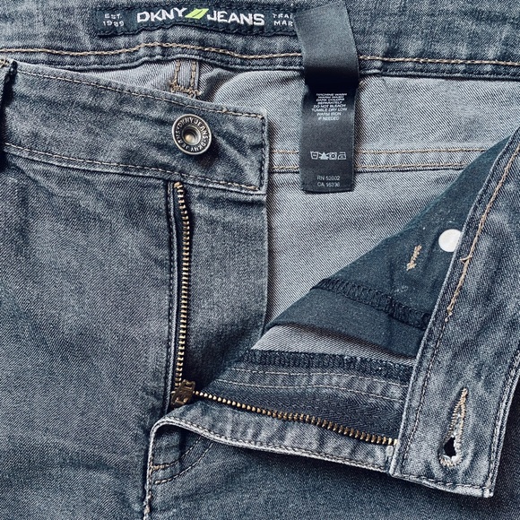 DKNY Jeans , Classic Bootcut Denim Jeans , Women Denim Pants, Relaxed Fit Jeans - Picture 12 of 15